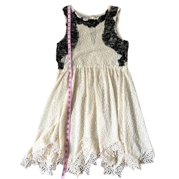 Free People Women Cream & Black Lace Casual Mini Dress - Picture 13 of 14